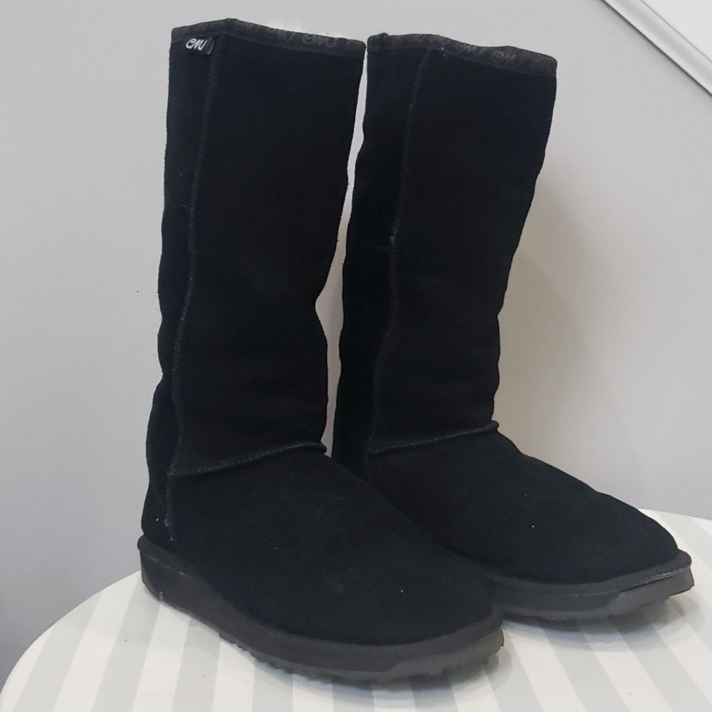 EMU Boot Womens sz 7 Bronte Hi Black Suede 100% Wool Sherpa Lined